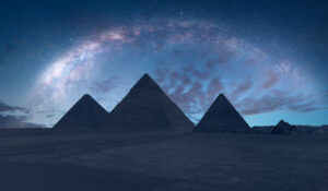 Die Pyramiden von Gizeh stehen für uralte Kulturen. Doch auch in Ägypten setzt man mit der Vision 2030 auf grüne Innovationen für die Zukunft. 